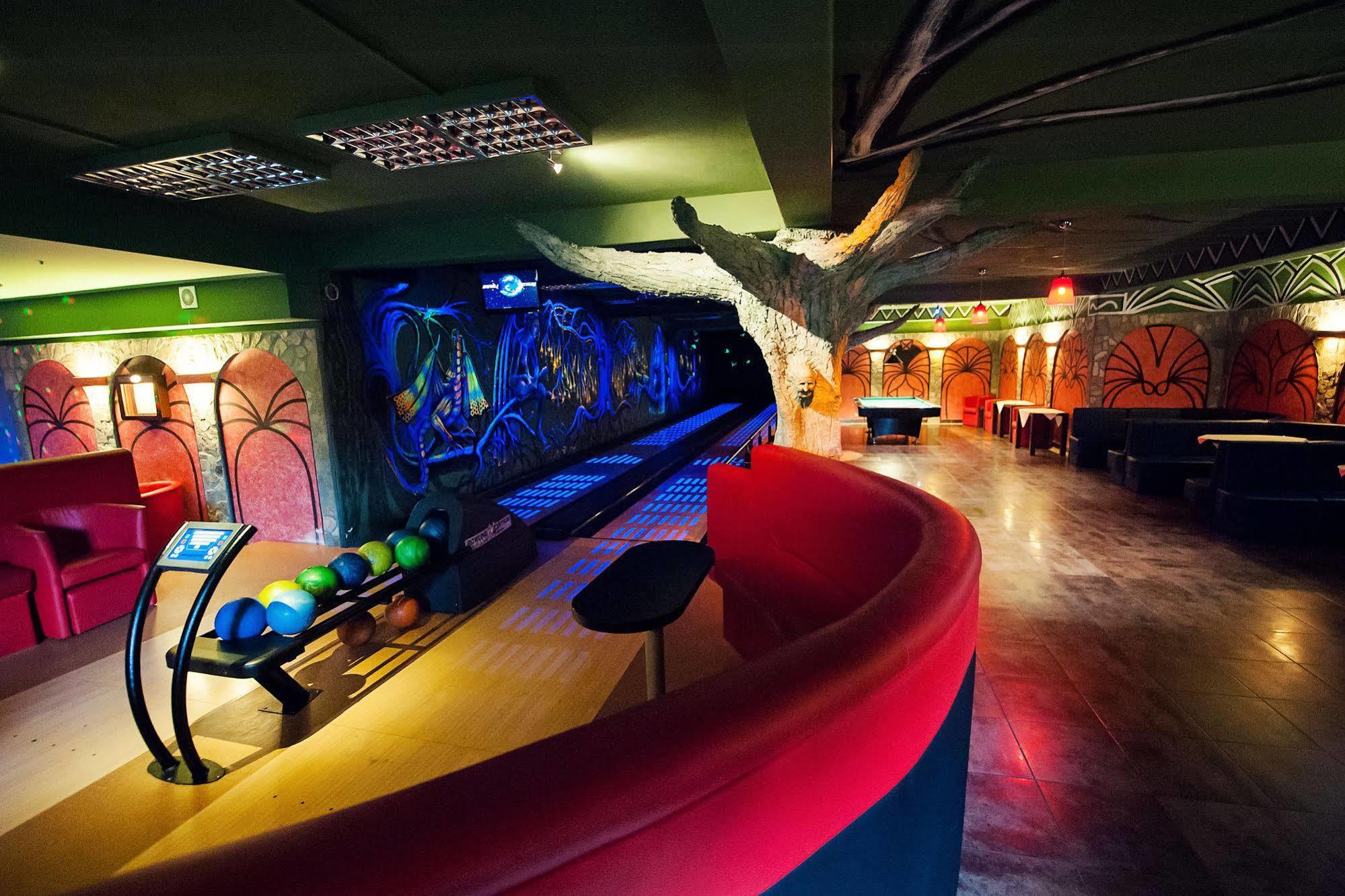 Hotel Kasztel Rzezawa 외부 사진